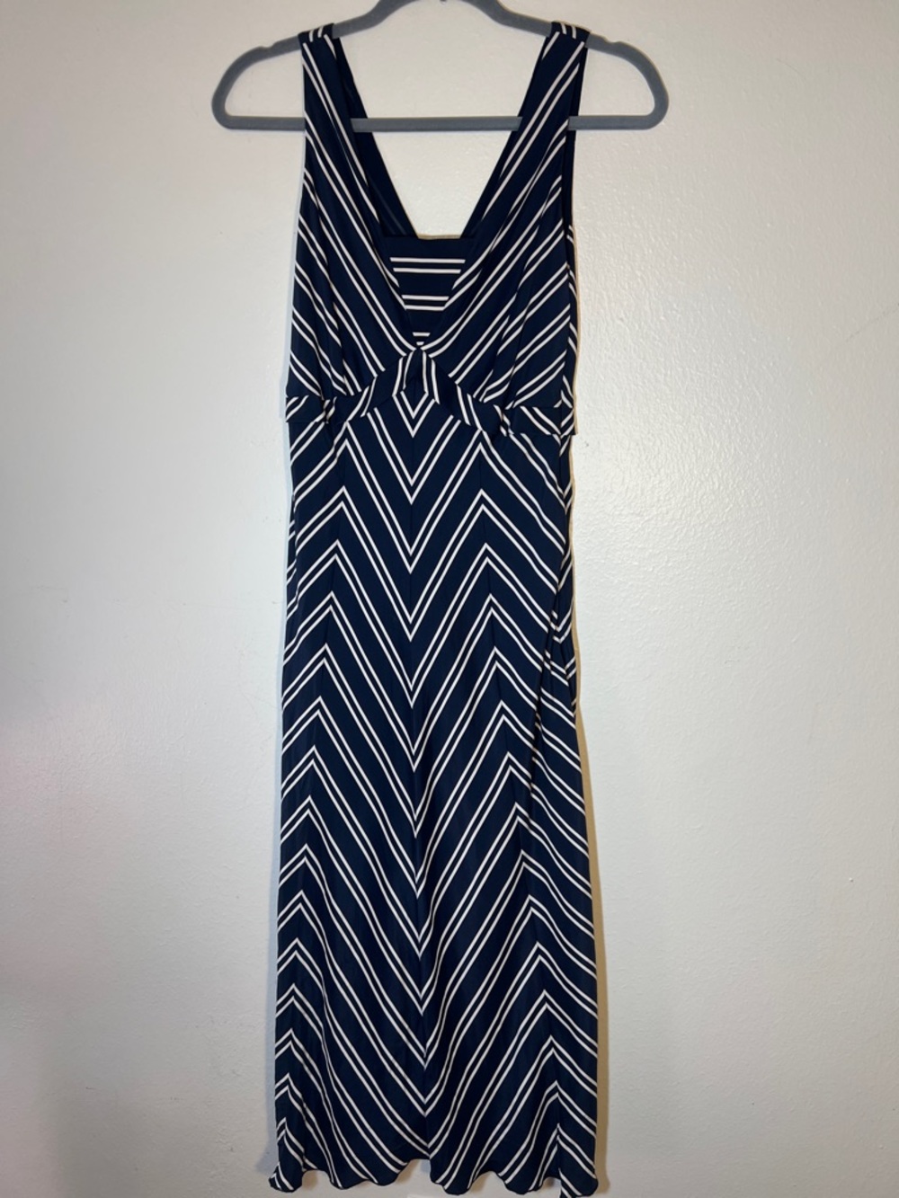 Talbots Navy and White Chevron Stripe Sleeveless Silk Maxi Dress Small 4